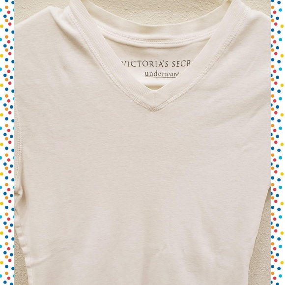 VS V-Neck Tee - Picture 2 of 2